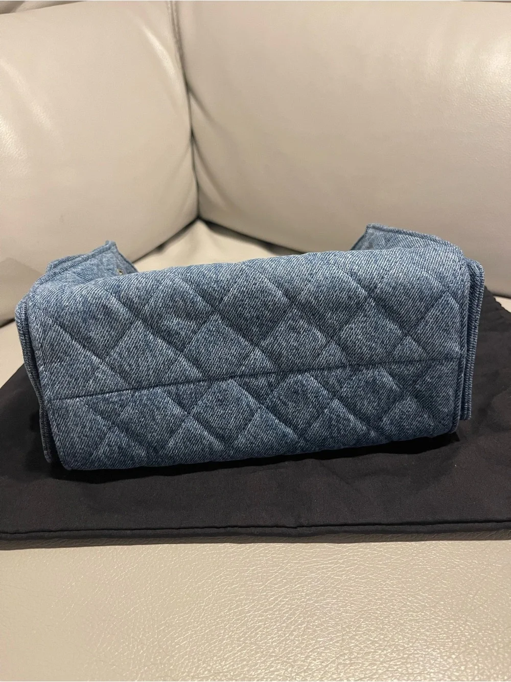 CHANEL mini 25